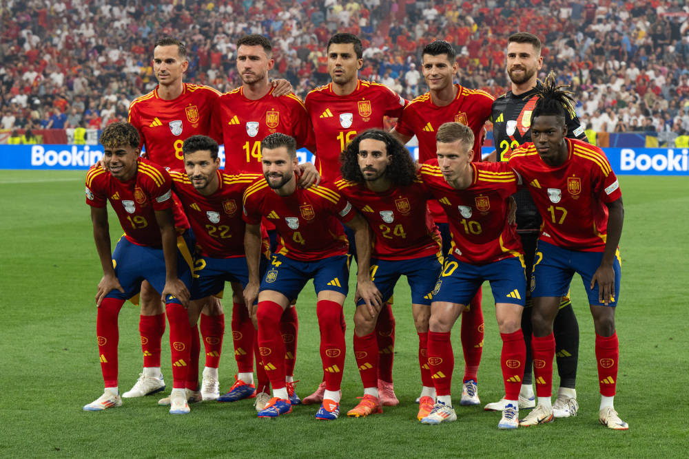 爱游戏tv-葡萄牙轻取瑞典，罗德里状态火热